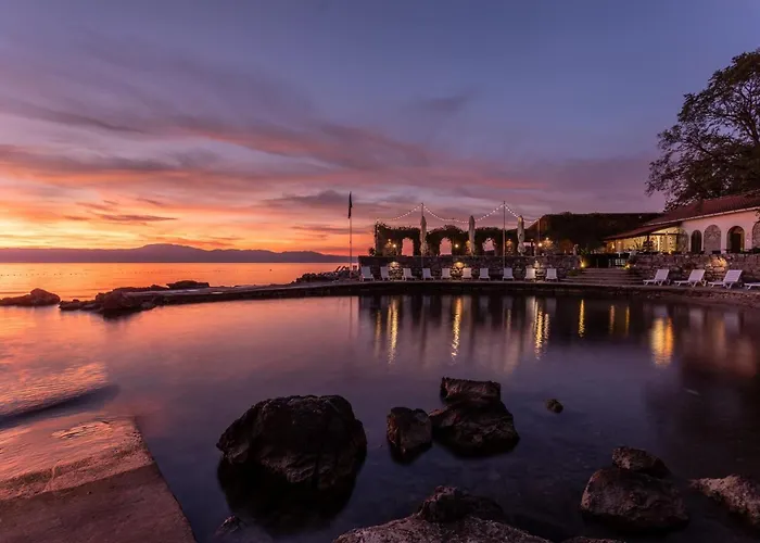 Cube 公寓 奈维斯