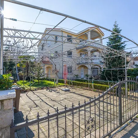 Апартаменты Cube *